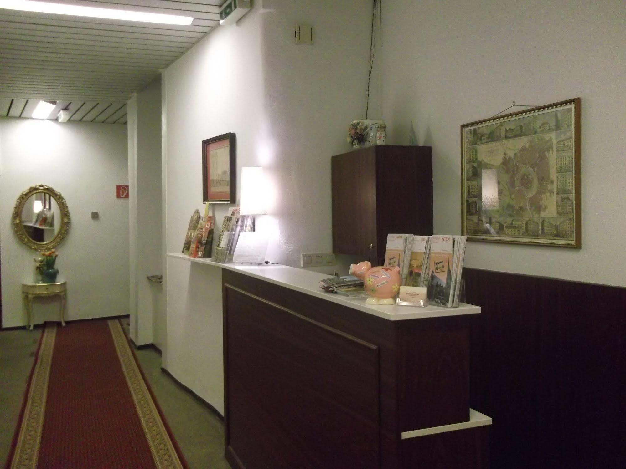 Pension Lerner Viena Exterior foto